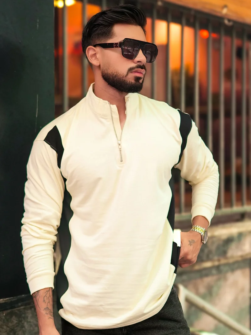 مانياك Maniac Mens Printed Round Neck Half Sleeve Black and Brown Cotton Tshirt